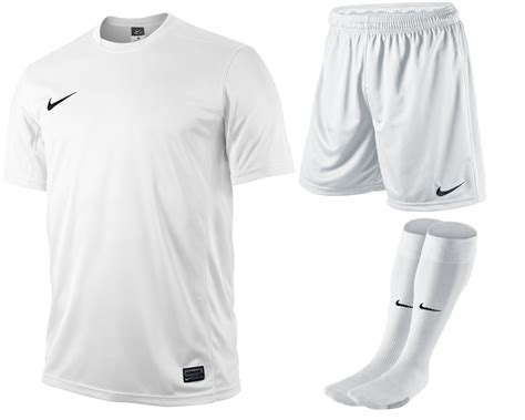 nike kledingmaten voetbaltenue|nike football catalogue.